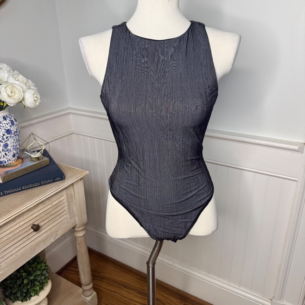 Fogal Black Textured Sleeveless High Neck Thong Bodysuit Keyhole Back Small